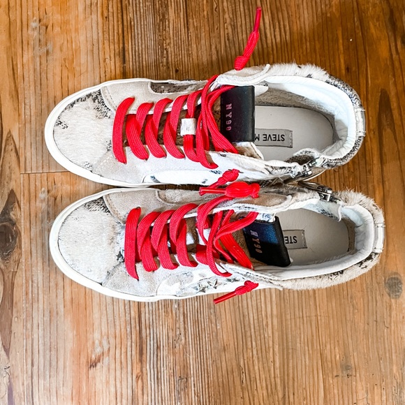 Steve Madden Hightop Sneakers - Picture 3 of 9